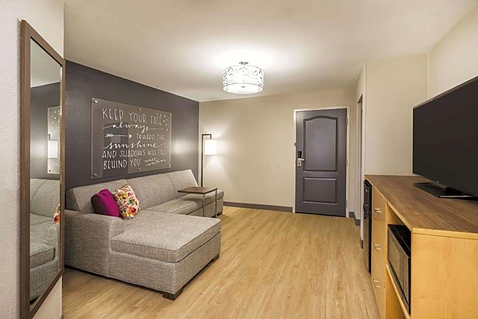 La Quinta Inn & Suites by Wyndham Chattanooga-Hamilton Place