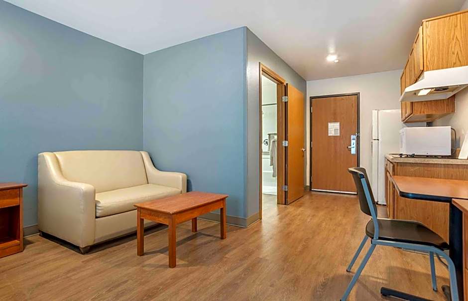 Extended Stay America Select Suites - Pensacola - Northeast