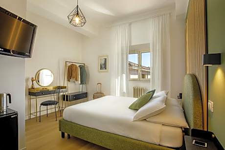 Double room overlooking the Basilica