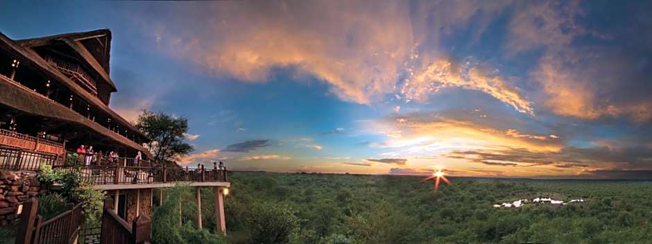 Victoria Falls Safari Lodge