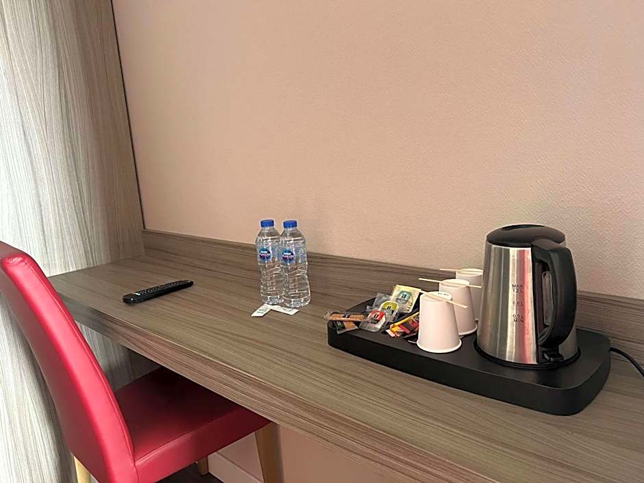 Brit Hotel Confort Foix