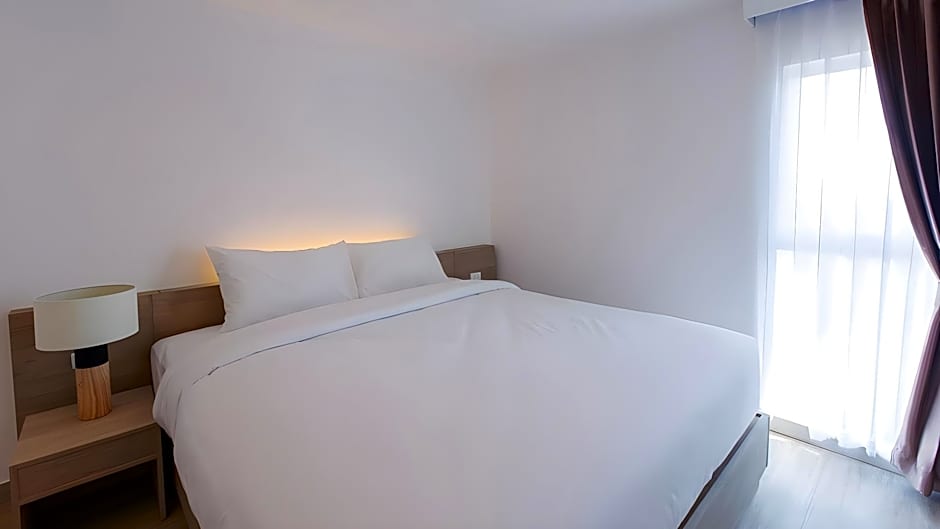B2 Nakhonsawan Premier Hotel