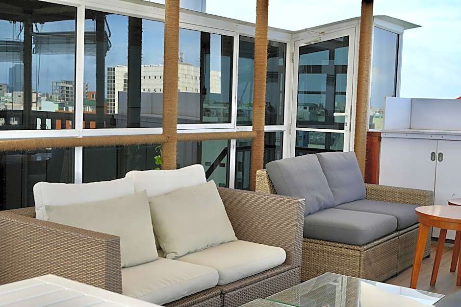 Amina Residency - Luxury Stay