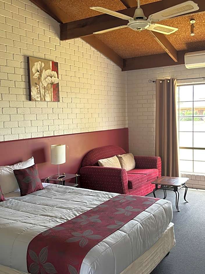 Bakery Park Motor Inn