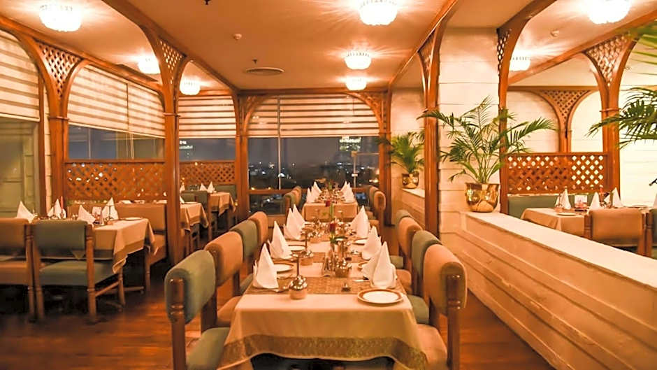 Clarks Avadh, Lucknow