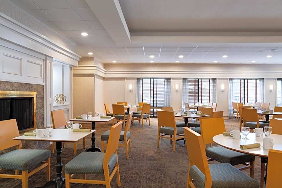 Holiday Inn Washington-Dulles International Airport By IHG