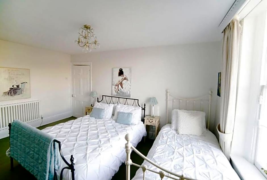 No 4 Ainslie's Belvedere B&B