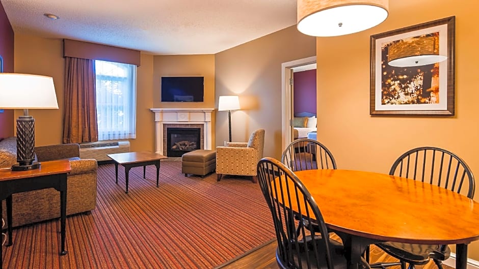 Best Western Plus Dutch Haus Inn and Suites