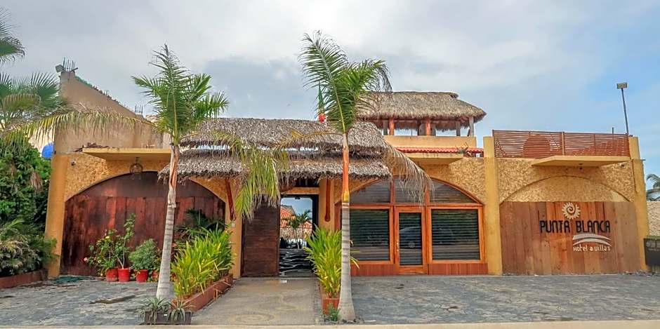 Hotel Villas Punta Blanca