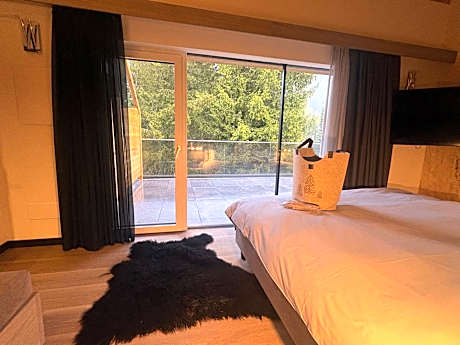 Triple Room with Mountain View