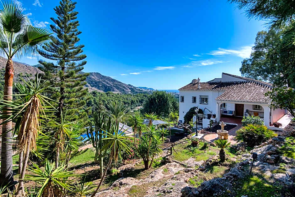 Villa Morera Bed & Breakfast