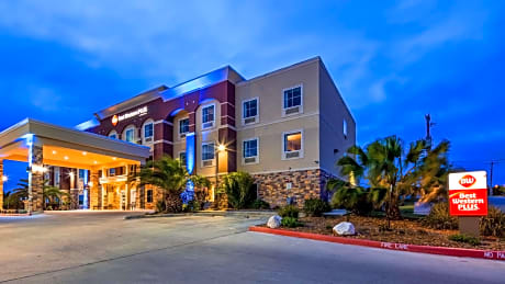 Best Western Plus Kenedy Inn