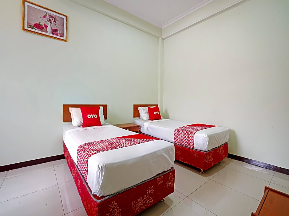 OYO 90836 Bartu Guesthouse