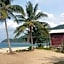 Beachfront Hut Upstairs Astra - Beach Shack Chalet