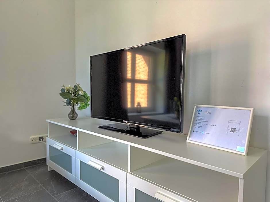 Ferienhaus Natura Ideal für Urlaub & Business, Küche, WLAN, Parkplatz