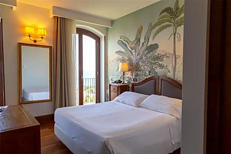 Junior Suite with whirlpool