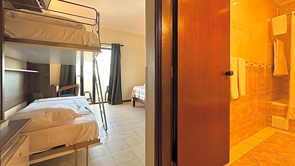 Hotel Avenida Praia