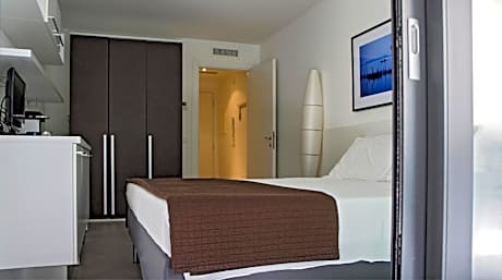 King Room with Balcony
