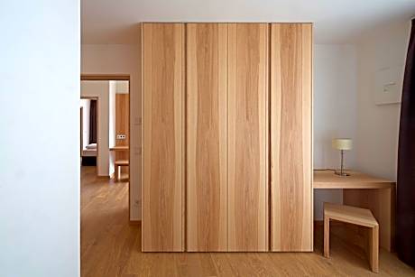 Two-Bedroom Apartment (4 Adults)