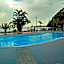 Penarak Bamboo Beach Motel