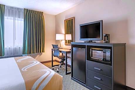 King Room - Accessible/Non-Smoking