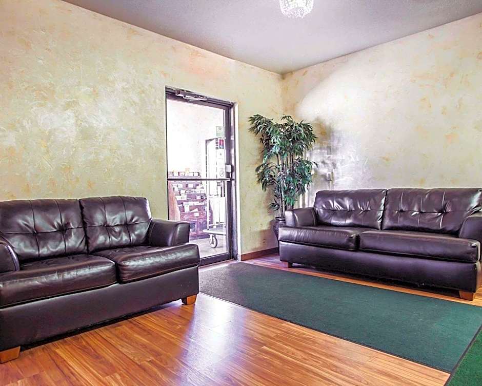 Quality Inn & Suites Champaign North - Urbana