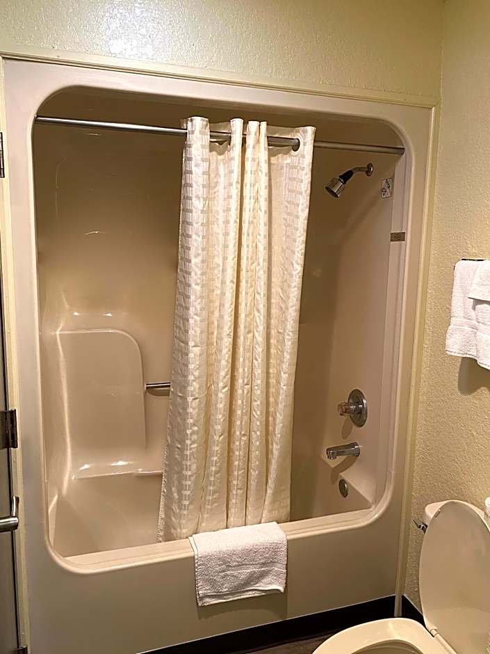 Travelers Inn Elizabeth City