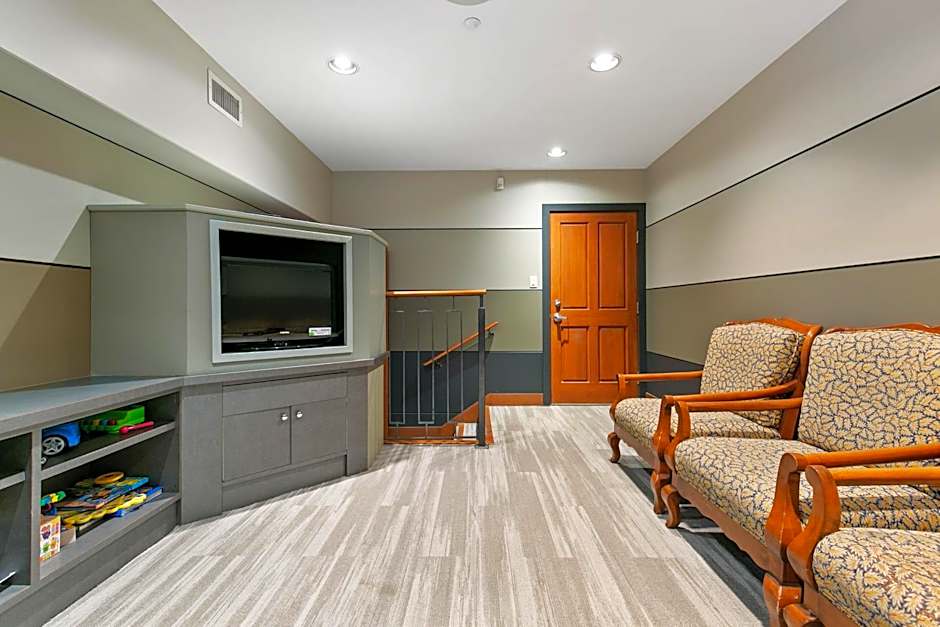 Horstman House by Whistler Premier