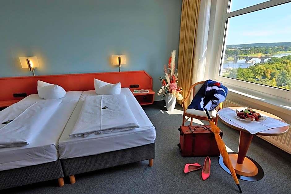 Hotel Am Terrassenufer