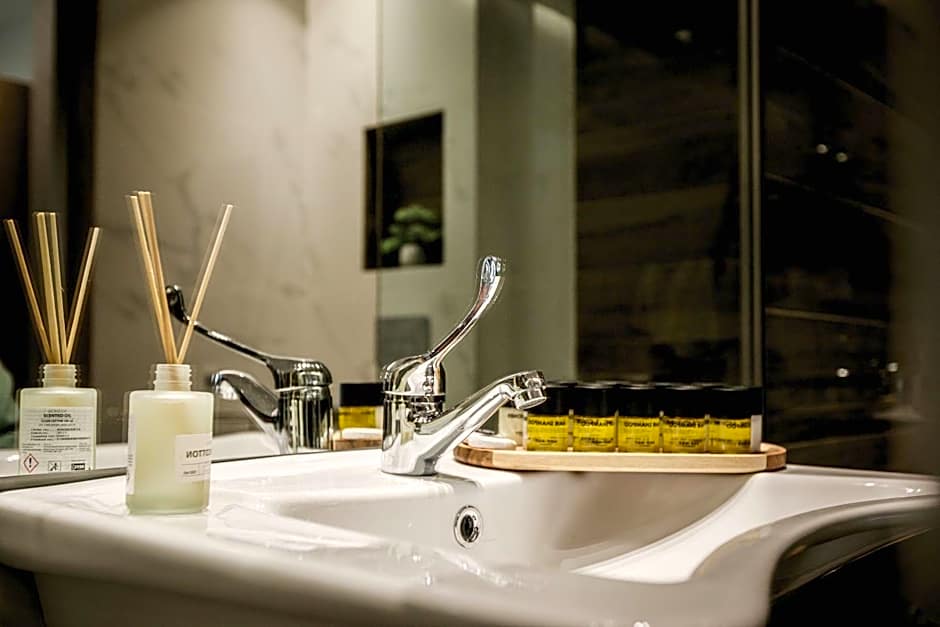 Naias Nemeia Luxury Rooms