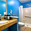 Quality Inn Sarasota North Near Lido Key Beach