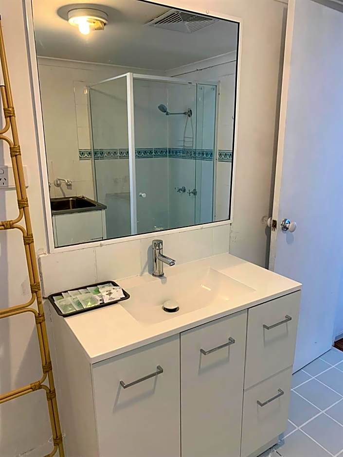 Broadwater Keys Holiday Apartments