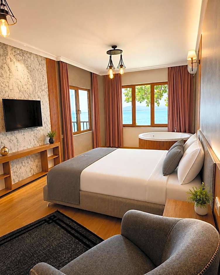 Bungaport Luxury Bungalows&Suits
