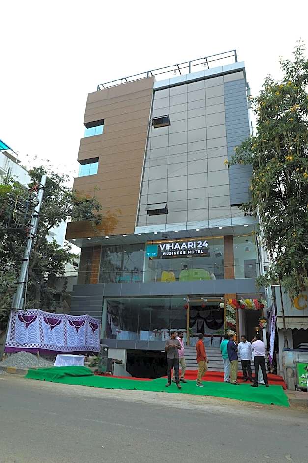 Vihaari 24 Business Hotel