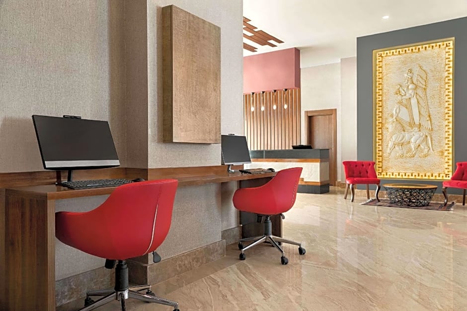 Ramada by Wyndham Van