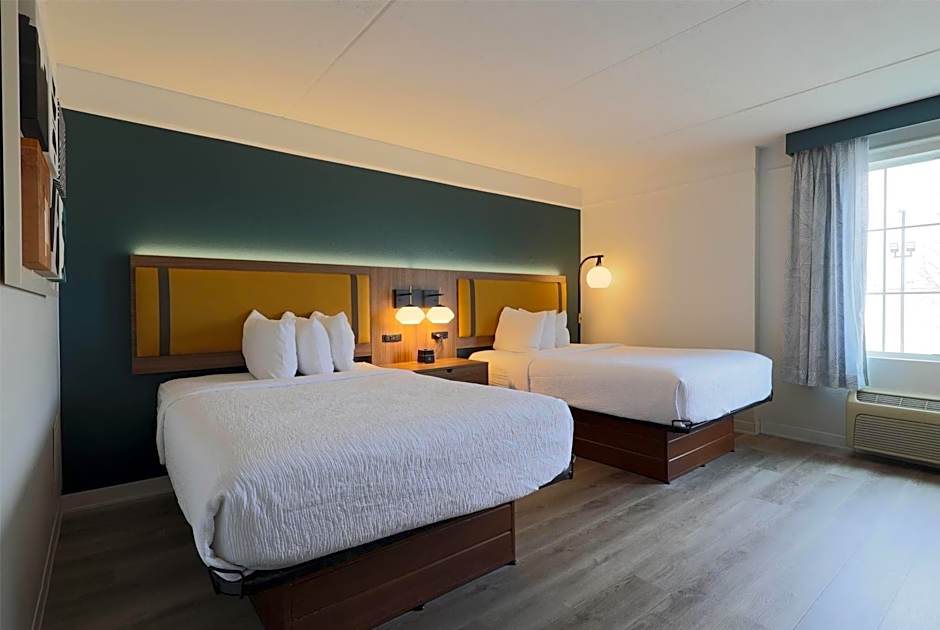 La Quinta Inn & Suites by Wyndham Sherman
