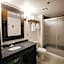 Brewhouse Inn And Suites