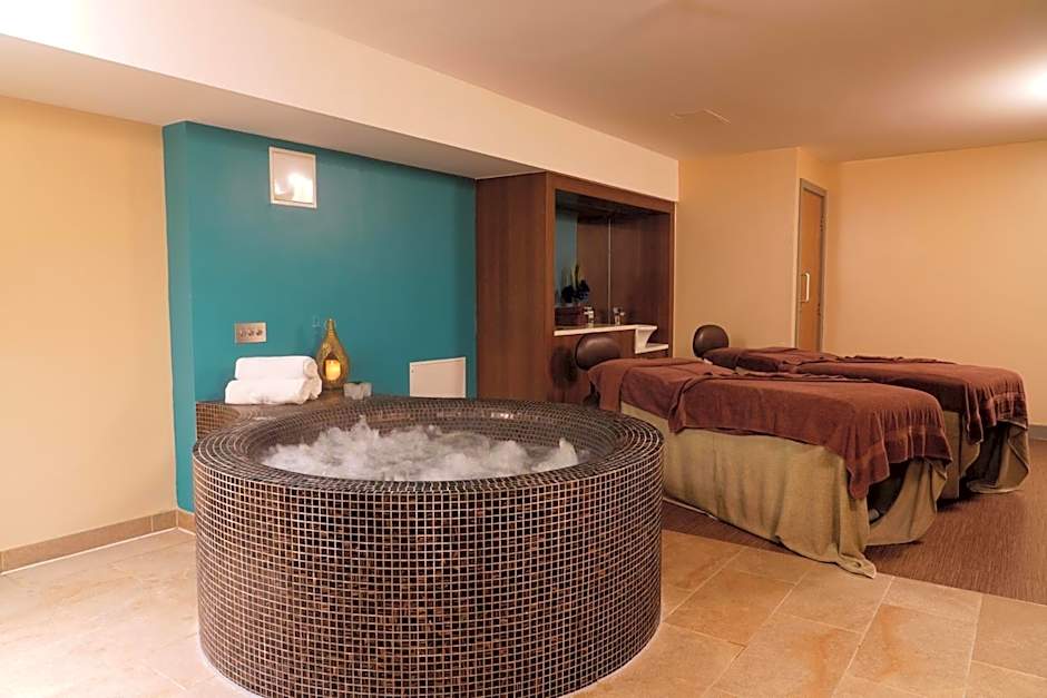 Gomersal Park Hotel & Bazaar Spa