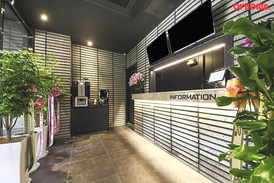 Stay Month Hotel Goyang