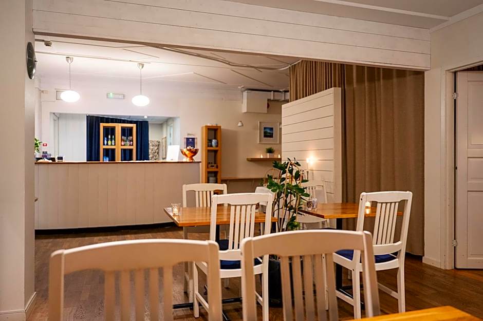 Port Hotel