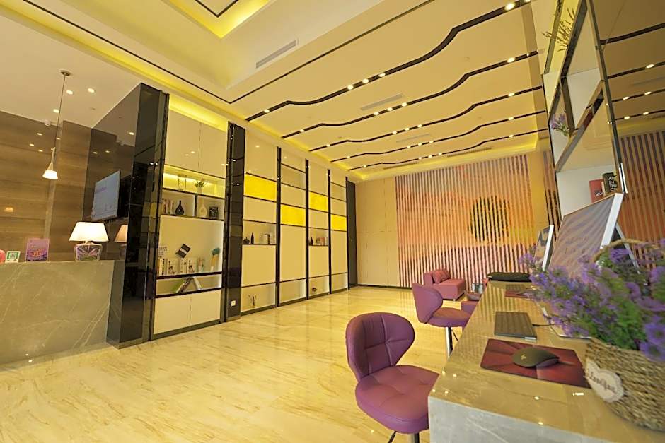 Lavande Hotel Qingyuan Sports Park City Government
