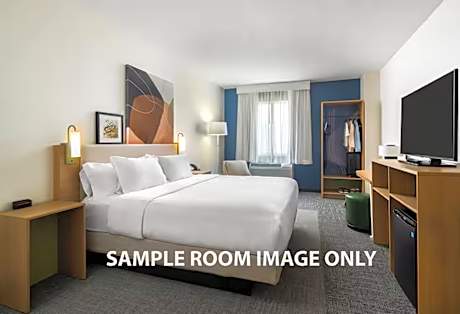 1 King Bed