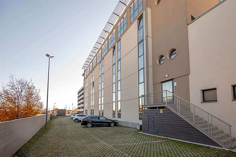 Noventa Hotel