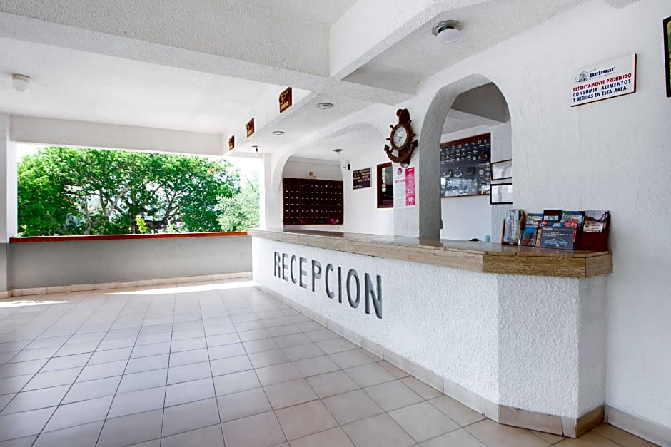 OYO Hotel Belmar,Caleta, Acapulco