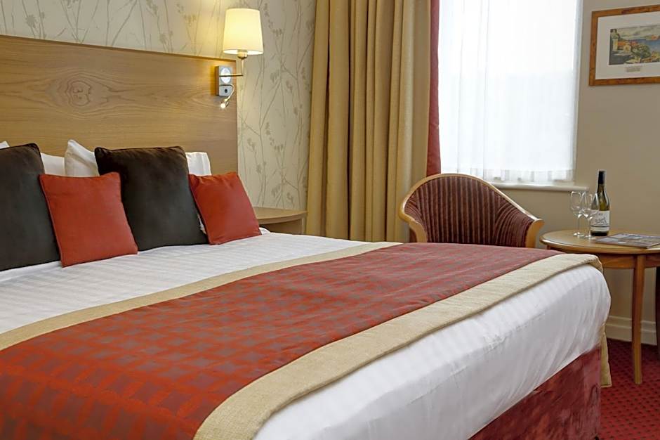 Best Western Plus Milford Hotel