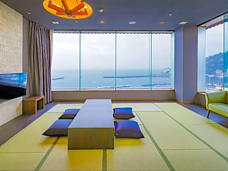 Sea Side Top Floor Superior Japanese-Style Room with 12 pnt 5 Tatami, Shared Bath, Non-Smoking