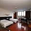 Fenghua Hotel