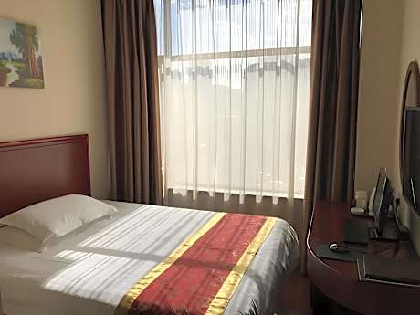 GTI - 1 Bed Guest Room, 1.5M Bed