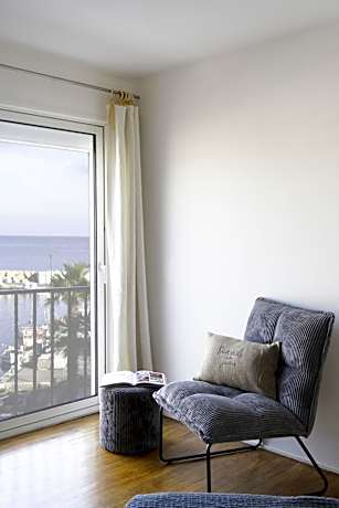 Deluxe Suite with Sea View