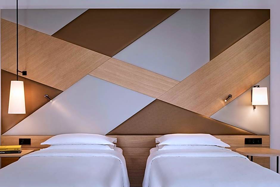 Sheraton Amsterdam Airport Hotel And Conference Center